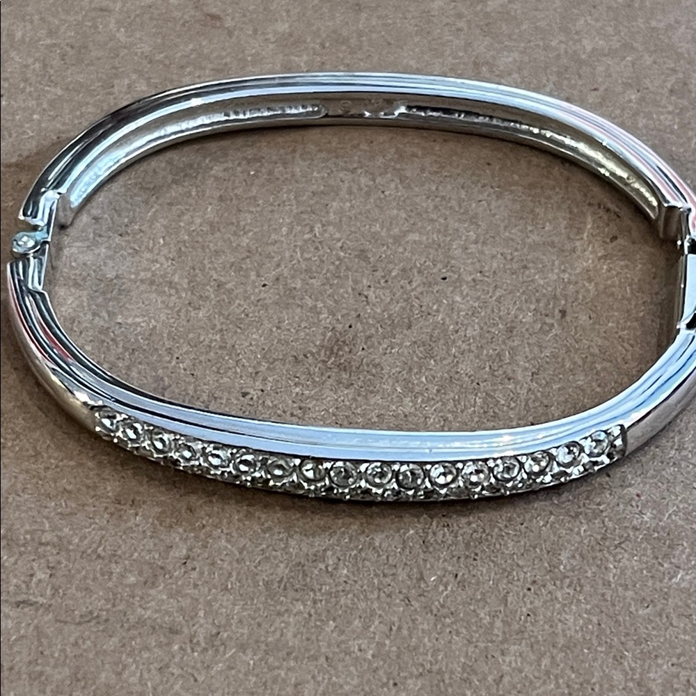 Swarovski Silver Bracelet with Crystal Detailing